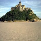 Dinan – St-Malo, « La Baie du Mont-Saint-Michel », 35 min. Dinan – St-Malo, « La Baie du Mont-Saint-Michel », 35 min.